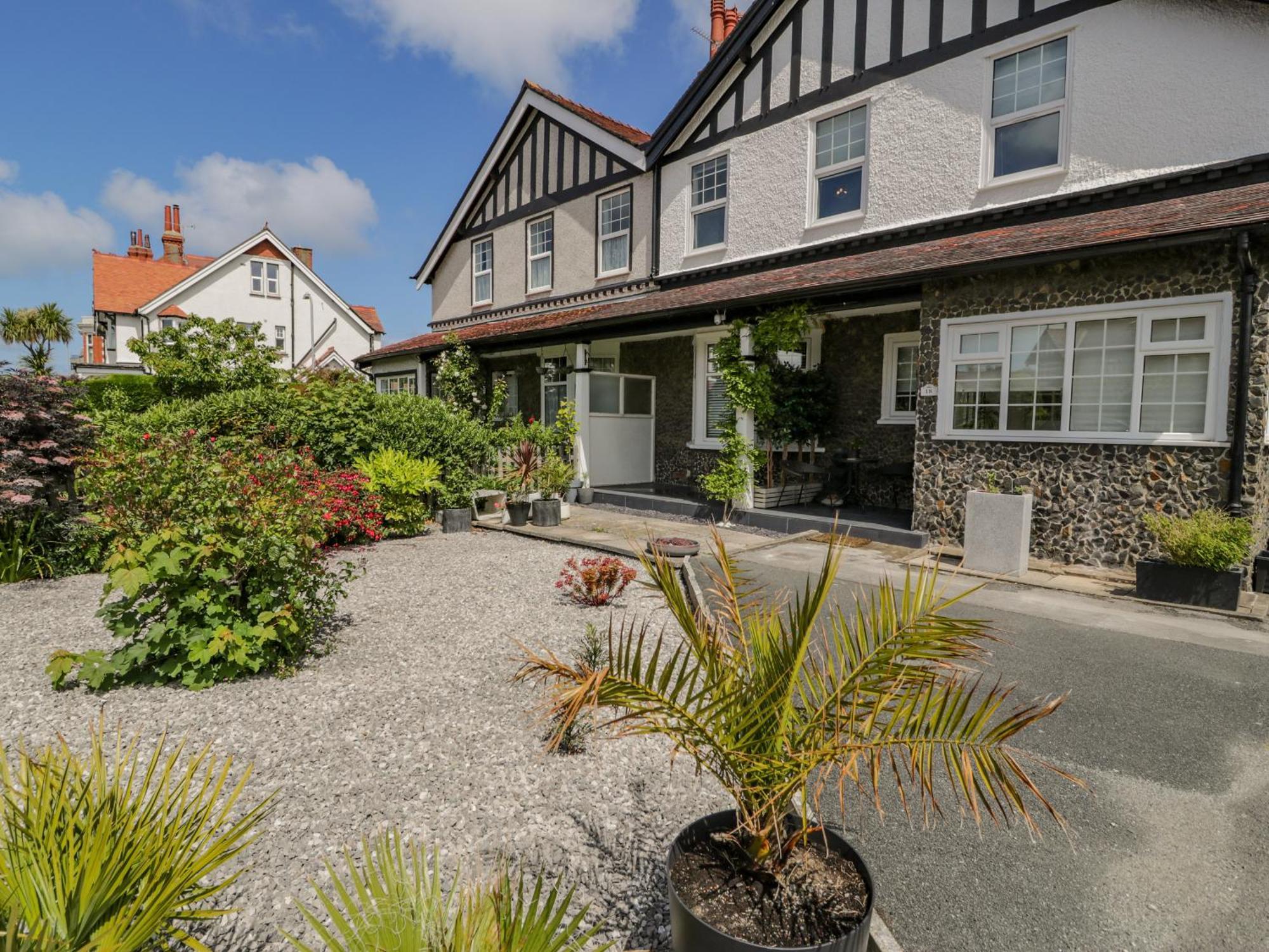 18 Tyn Celyn Appartement Llandudno Buitenkant foto