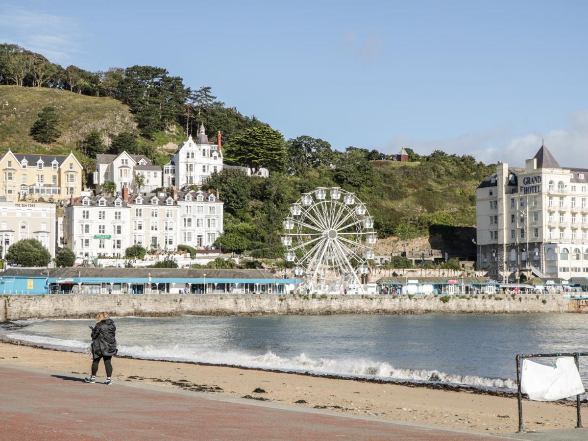 18 Tyn Celyn Appartement Llandudno Buitenkant foto